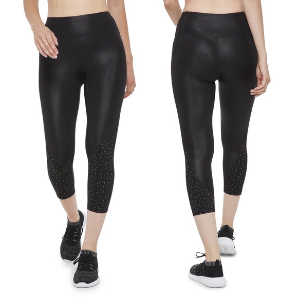 High Waist Faux Leather 3/4 Crop Black Leggings - Picture 8 of 8